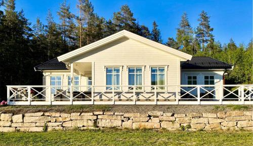 Three-Bedroom Vacation Home 