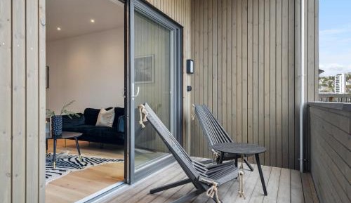 Apartment with Garden View