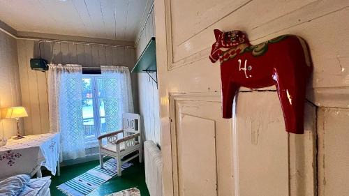 Standard Single Room with Shared Bathroom #4