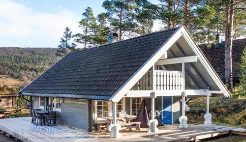 Four-Bedroom Vacation Home