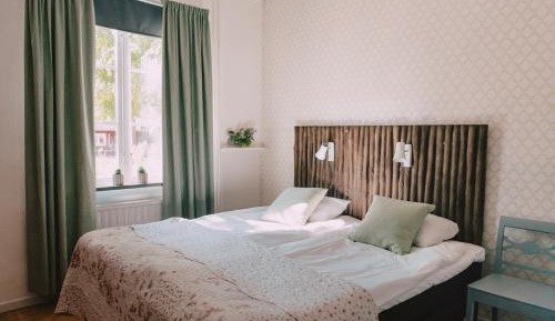 Quadruple Room with Shared Bathroom