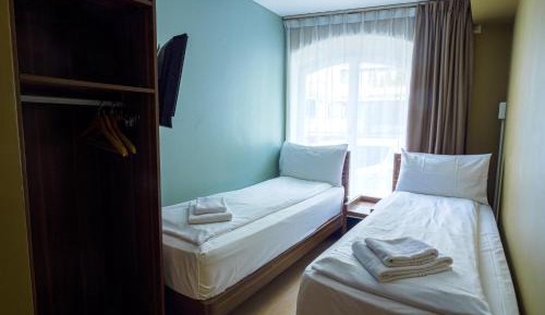 Basic Twin Room