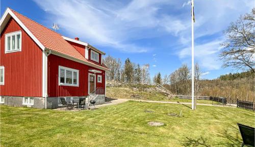 Three-Bedroom Vacation Home 