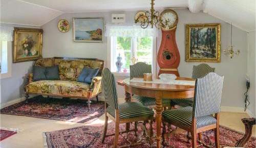 Two-Bedroom Holiday Home