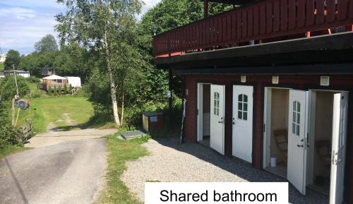 Bungalow with Shared Bathroom