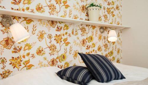 Basic Triple Room with Shared Bathroom