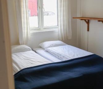 Three-Bedroom Apartment with Sleeping Alcove