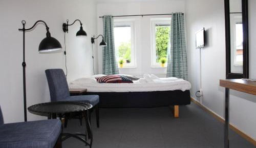 Double Room with Shared Bathroom