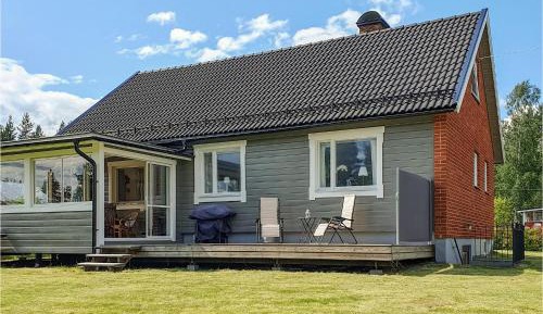 Three-Bedroom Vacation Home 