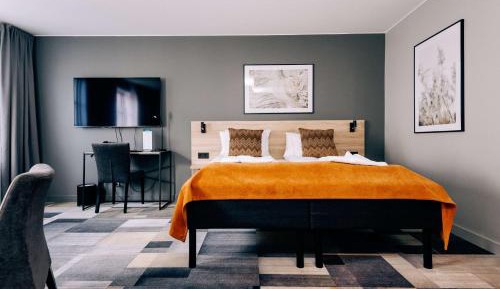 Family King Room with Sofa Bed