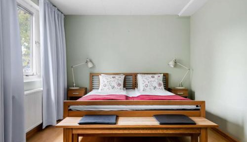 Deluxe King Room with Jetted Tub