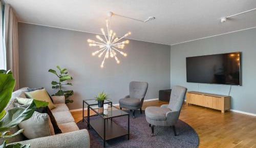 Two-Bedroom Apartment with Four Single Beds - Non-Smoking