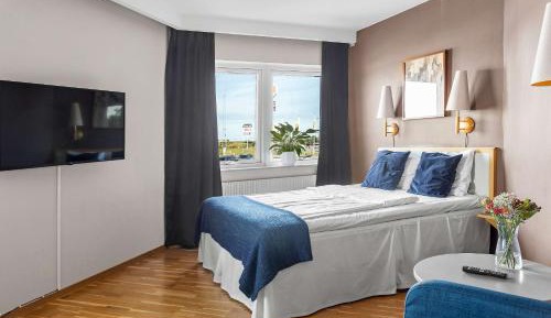 Double Room - Non-Smoking 