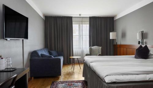 Family King Room with Sofa Bed