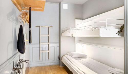 Family Room with One King Bed and One Bunk Bed - Non-Smoking
