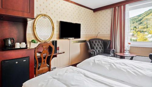 Twin Room - Non-Smoking