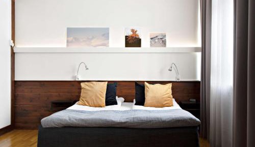 Junior King Suite with Wall Bed and Sauna - Non-Smoking