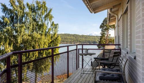 Superior Double Room with Balcony and Sea View - Non-Smoking
