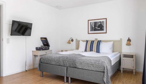 Two-Bedroom Suite