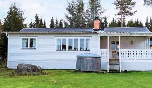 Three-Bedroom Vacation Home 