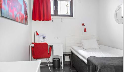 Economy Single Room with Single Bed - Basement - Non-Smoking