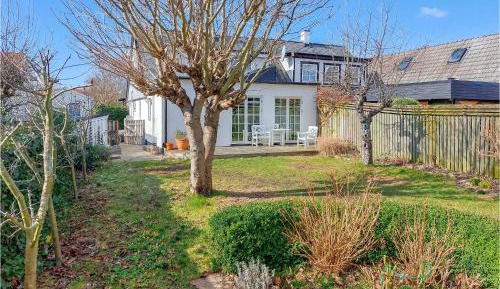 Three-Bedroom Vacation Home 