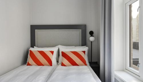 1 Bedroom Apartment with Sofa Bed