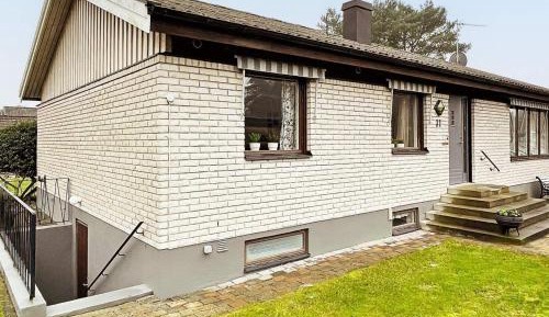 Three-Bedroom Vacation Home 