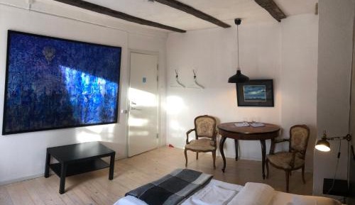 Double or Twin Room with Private Bathroom