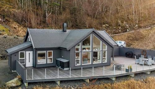 Four-Bedroom Vacation Home