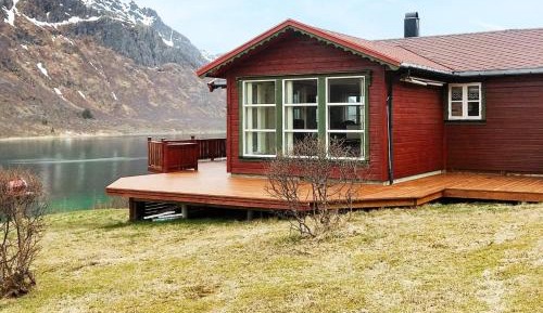 Three-Bedroom Vacation Home 