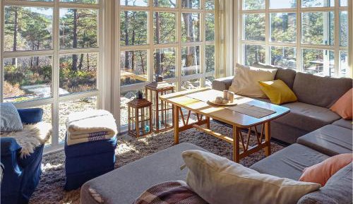 Three-Bedroom Vacation Home 
