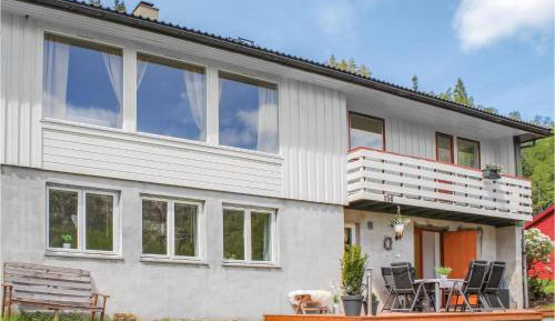 Three-Bedroom Vacation Home 
