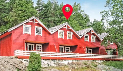 Three-Bedroom Vacation Home 