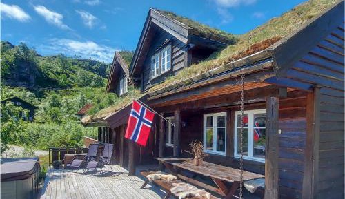 Three-Bedroom Vacation Home 