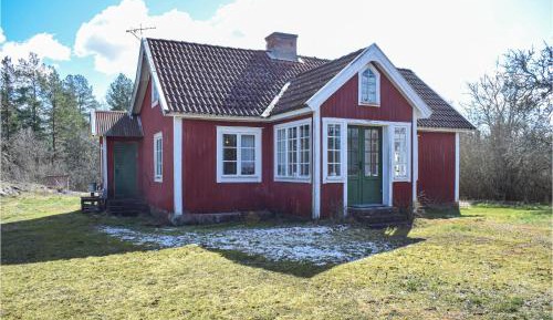 Two-Bedroom Holiday Home
