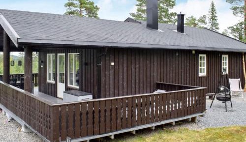 Three-Bedroom Vacation Home 