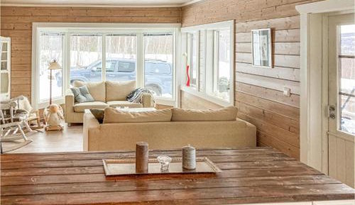 Two-Bedroom Holiday Home