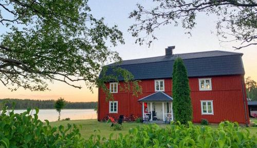 Five-Bedroom House