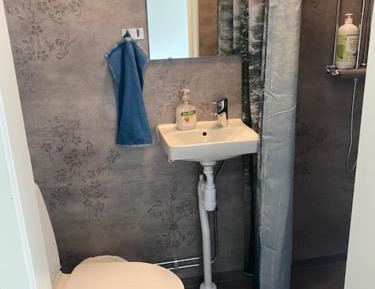 Single Room with Private Bathroom
