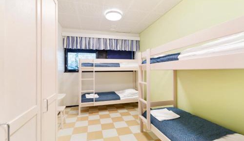 Economy Quadruple Room with Shared Bathroom and Spa Access