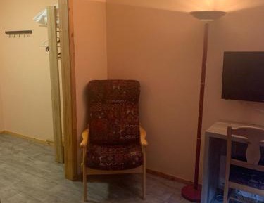Single Room with Private Bathroom