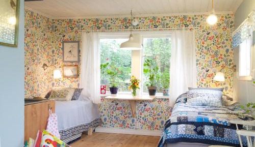 Cottage with Garden View