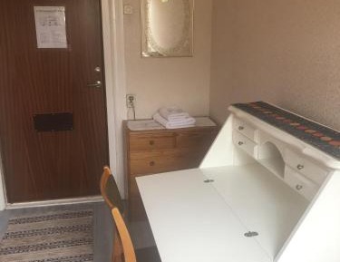Standard Single Room with Shared Bathroom