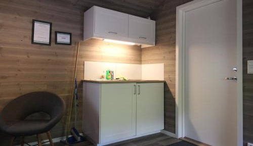 Cottage with Shared Bathroom