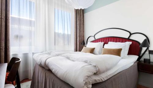 Standard Queen Room