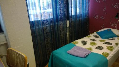 Single Room with Shared Bathroom