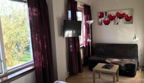 Single Room with Private Bathroom