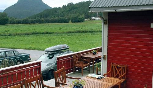Three-Bedroom Vacation Home 