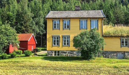Four-Bedroom Vacation Home